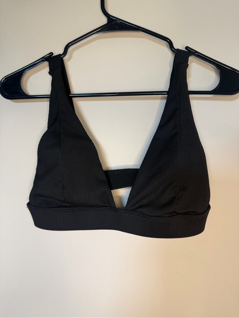 SHEIN Black Ribbed Triangle Bikini Top
